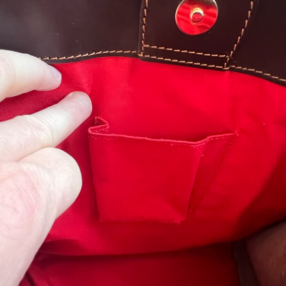 ALTO Dooney & Bourke (made in Italy) Tall Florentine Leather Tote - Picture 15 of 16